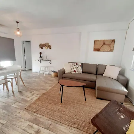 Patrick House By Sunnyway * Olhos de Agua (Albufeira)